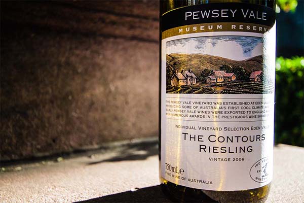 Rượu vang Úc Pewsey Vale Riesling