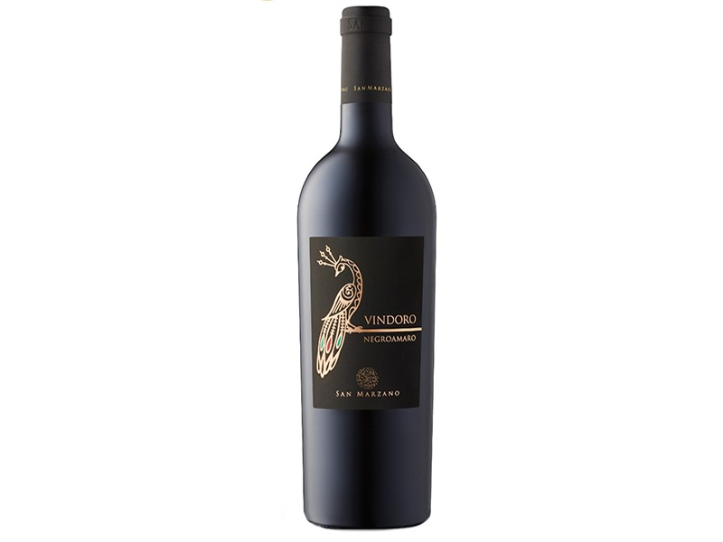 Rượu vang Vindoro có hương vị tròn trịa, cân bằng thích hợp cho mọi bữa tiệc